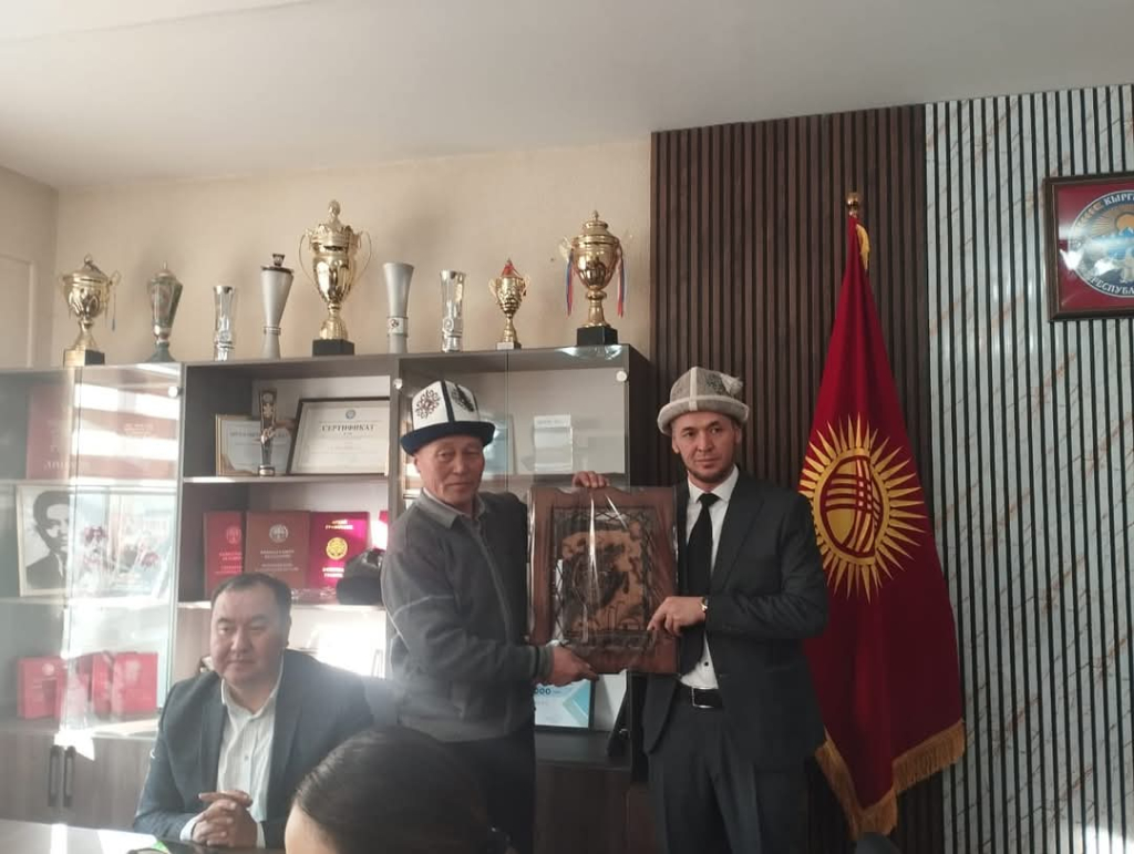 Ысык-Көл айыл аймагынын айыл өкмөт башчысы болуп Кыдыров Асылбек Бердибекович  дайындалды.